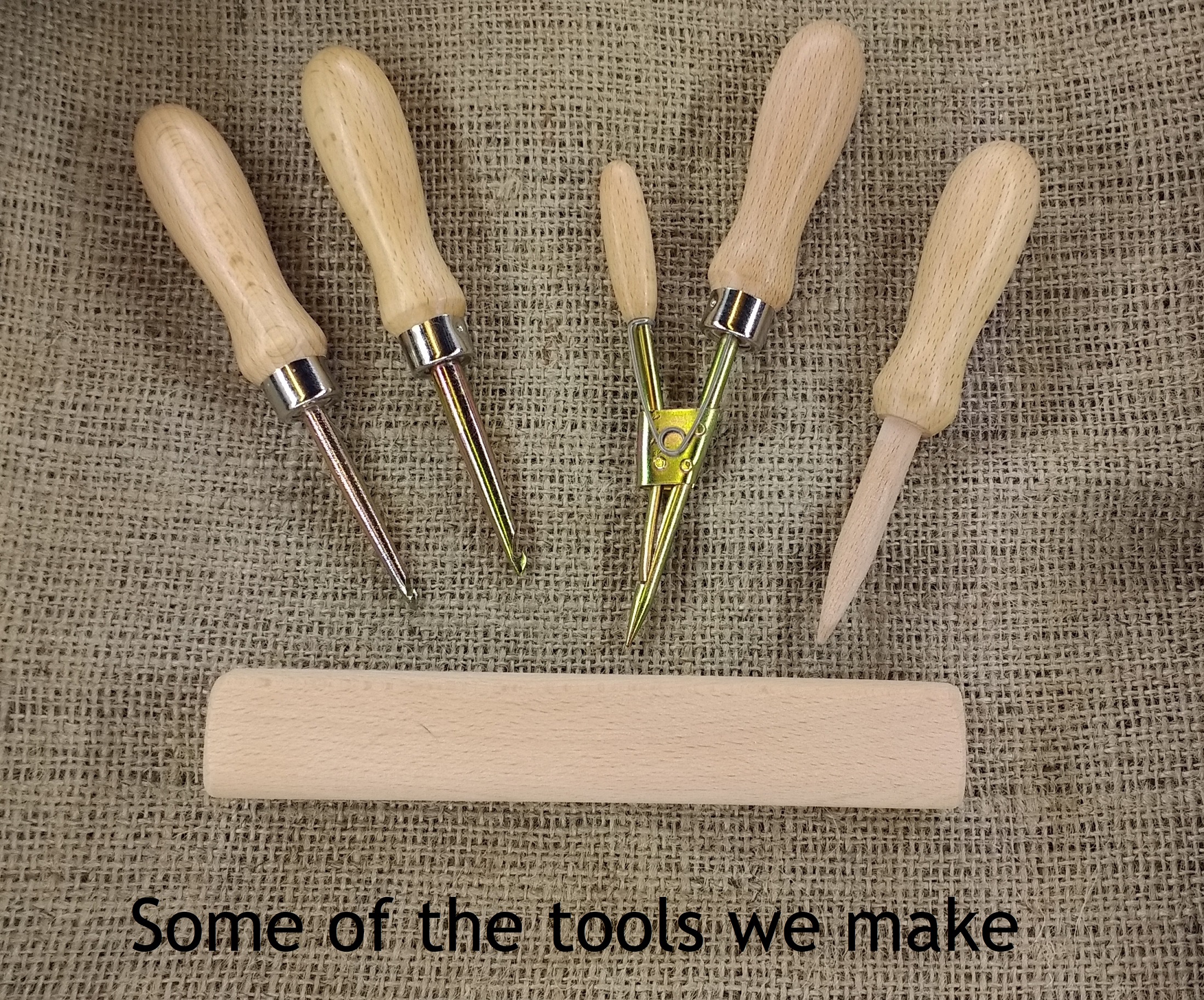 Home of UK rag rug making since 1991 rag rug making tools - Makings